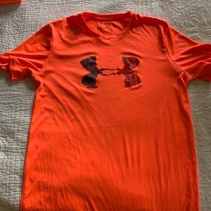Under Armour active t-shirt